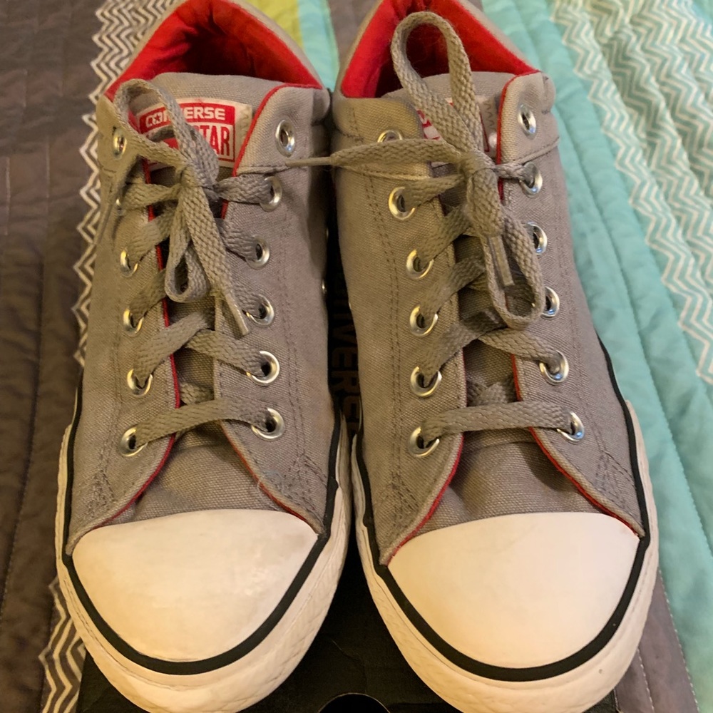 Converse size 5 Junior Gray